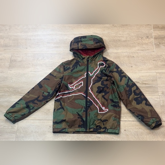 Jordan Other - Jordan Kid’s Jumpman Camo Full Zip Hooded Windbreaker Size Medium (10-12)
